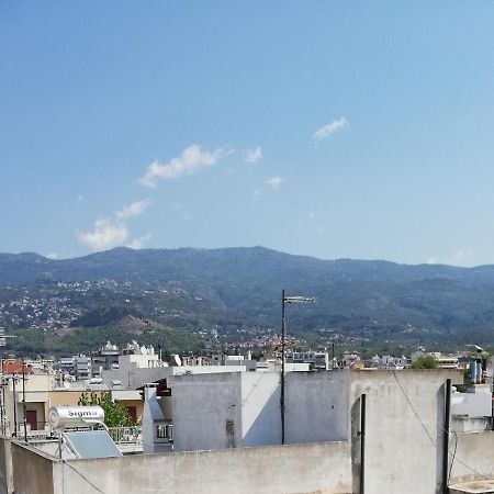 Bohemian Loft With View! Lägenhet Volos Exteriör bild